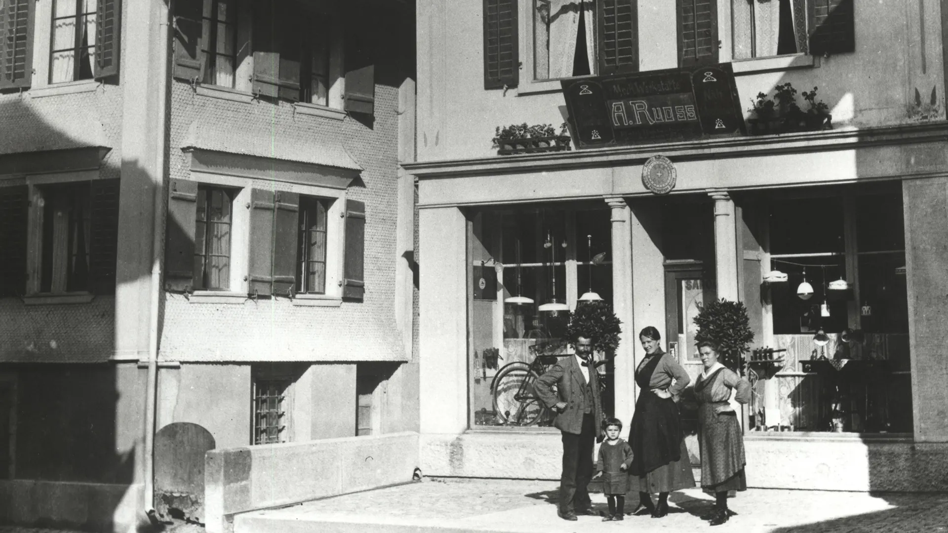 Historische Aufnahme aus der Gründungszeit der RuossTech AG
