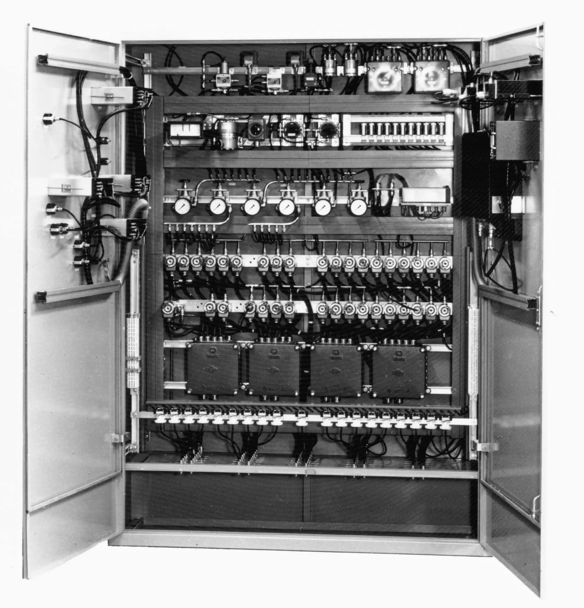 Das Unternehmen – RuossTech AG